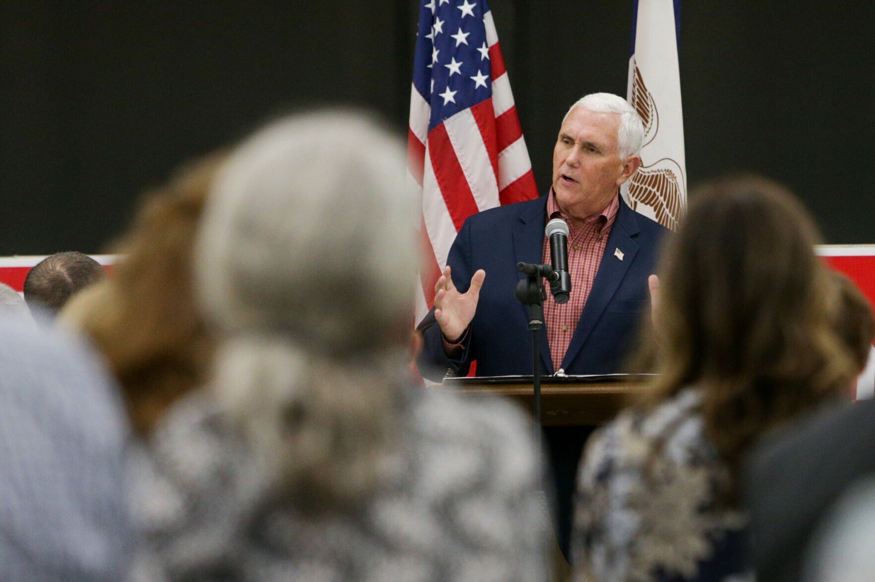 092922-qc-nws-pence-23.jpg